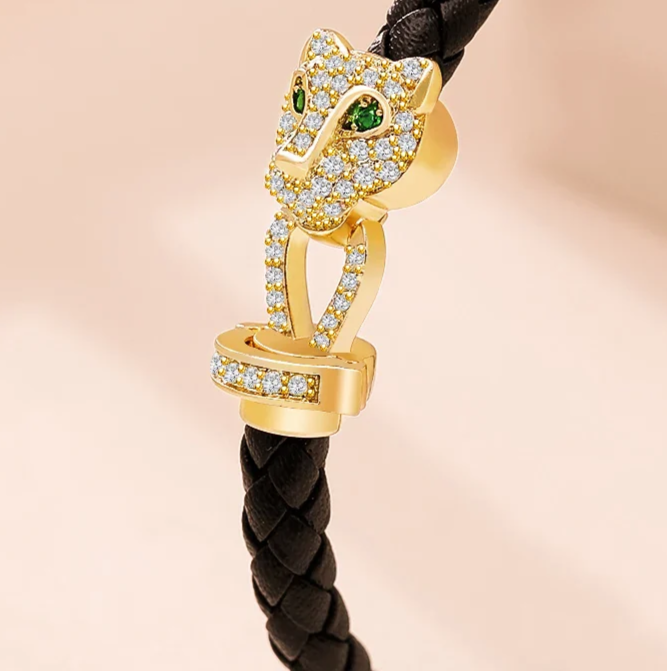 Exquisite Cheetah Leather Bracelet