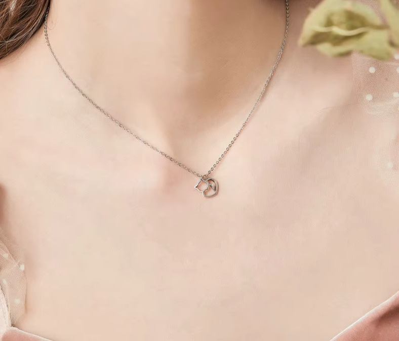 Lovely Cat Necklace: Gold, Silver or Rose Gold