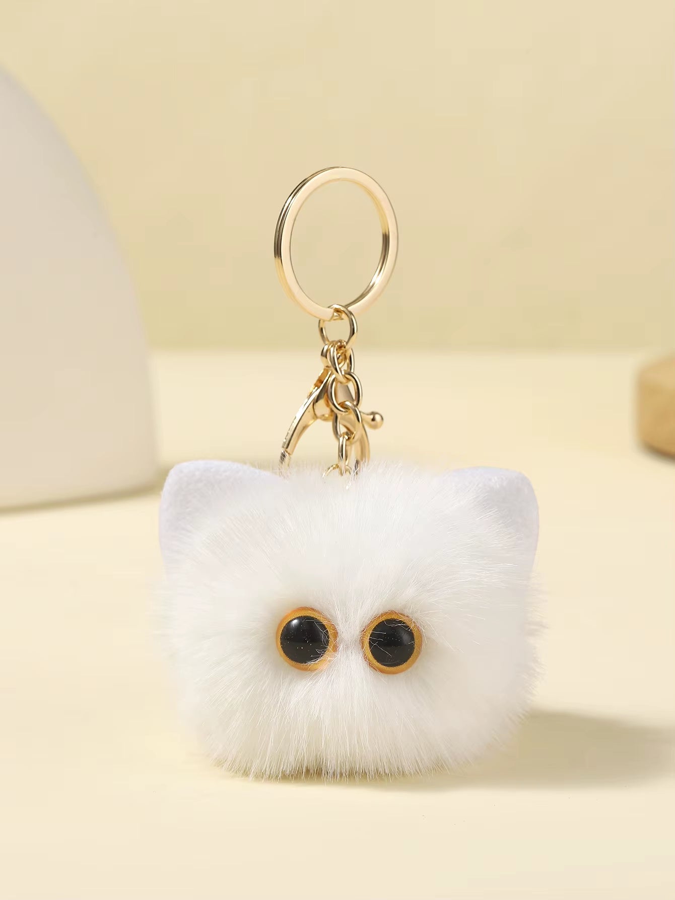 Trendy Plush Cat Keychain: Many Colors!