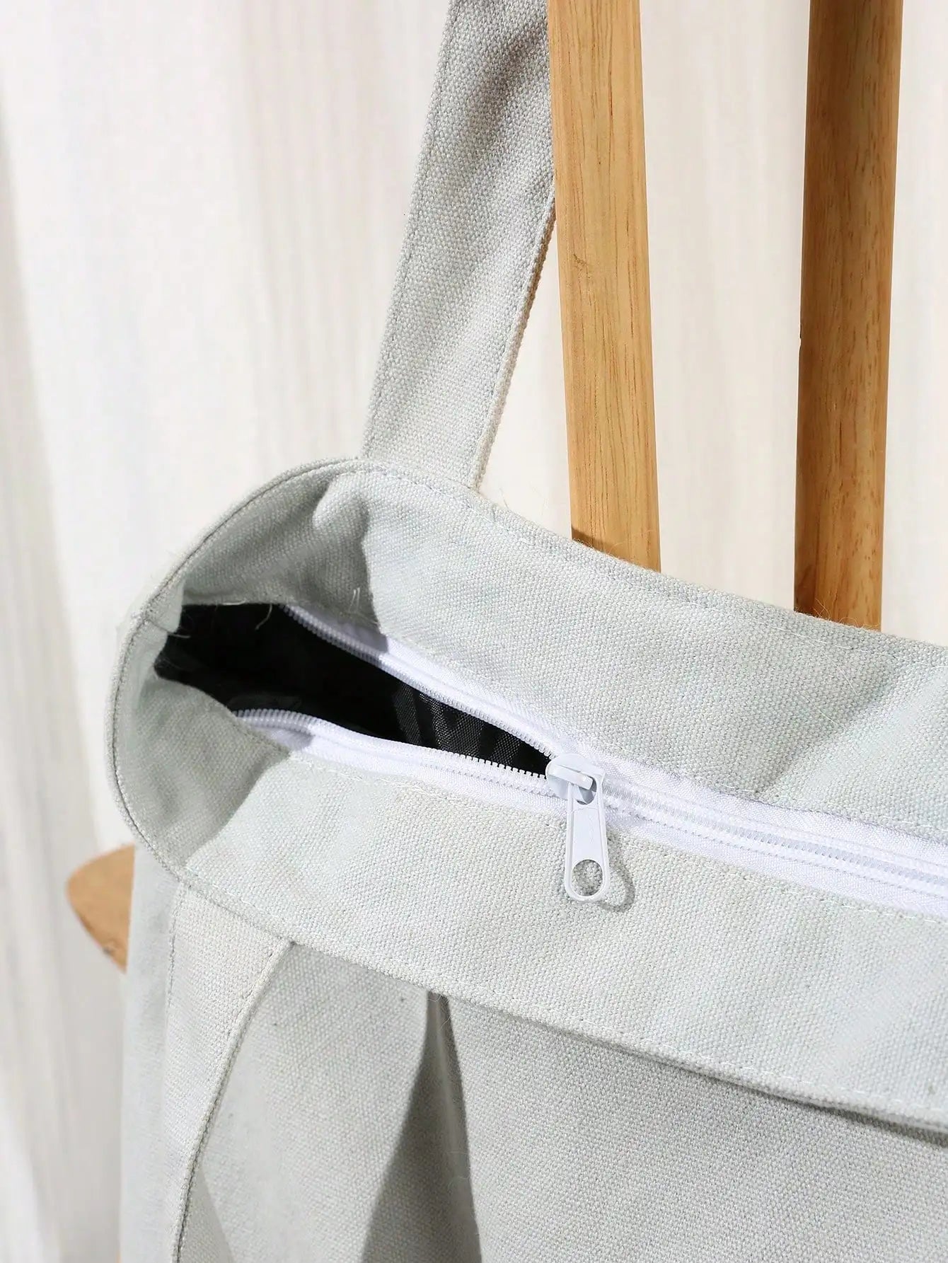Lion Canvas Shoulder Bag for your Pet Cat with Zipper