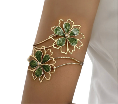 Jungle Leopardess Armband Cuff
