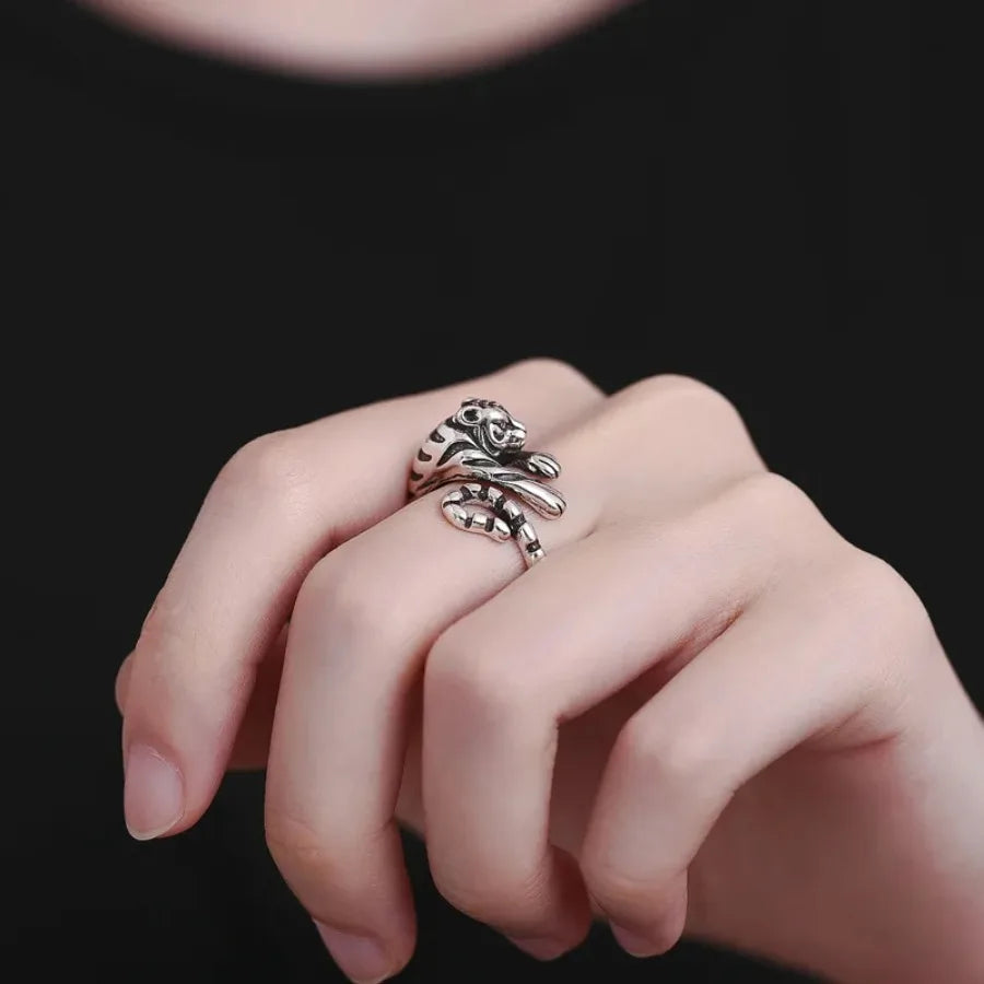 Adjustable Tiger Ring