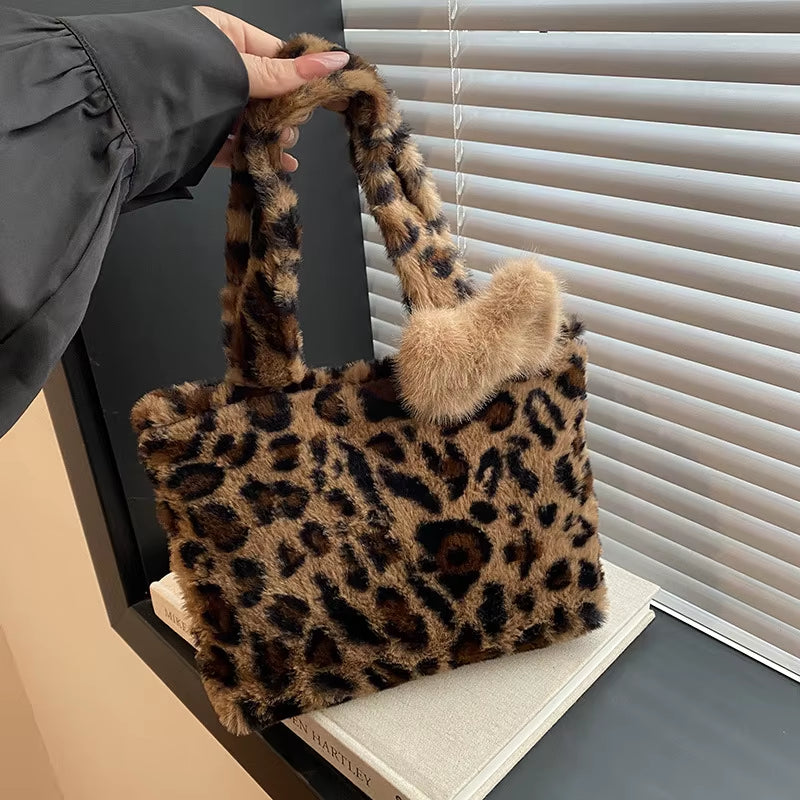 Leopard Print Plush Tote Bag – Fashionable Furry Handbag Purse