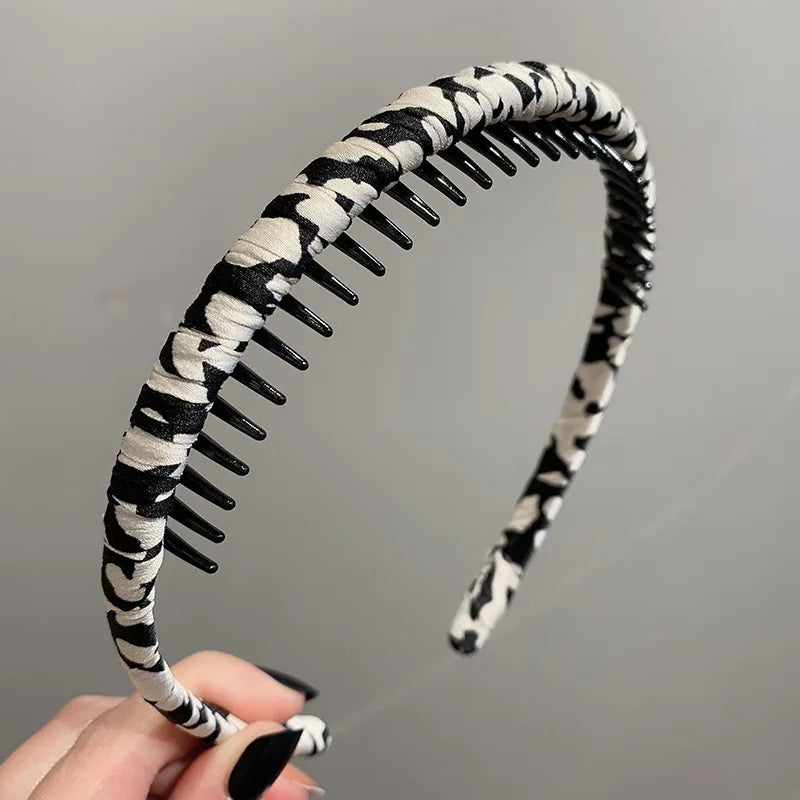 Panthera Headband with Teeth 