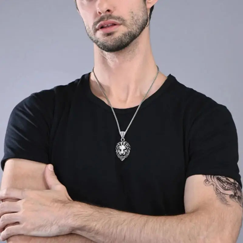 Lion Head Pendant Necklace 