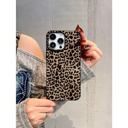 Wild Panther Protective Case for iPhone 15/16/17