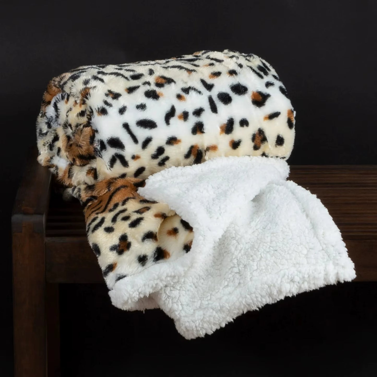 Wildcat Machine-Washable Fleece Blanket 