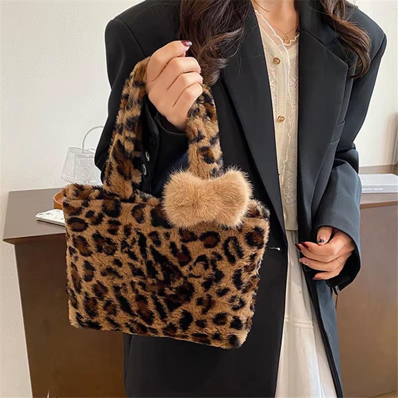 Leopard Print Plush Tote Bag – Fashionable Furry Handbag Purse