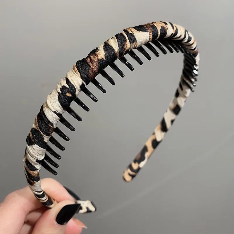 Panthera Headband with Teeth 